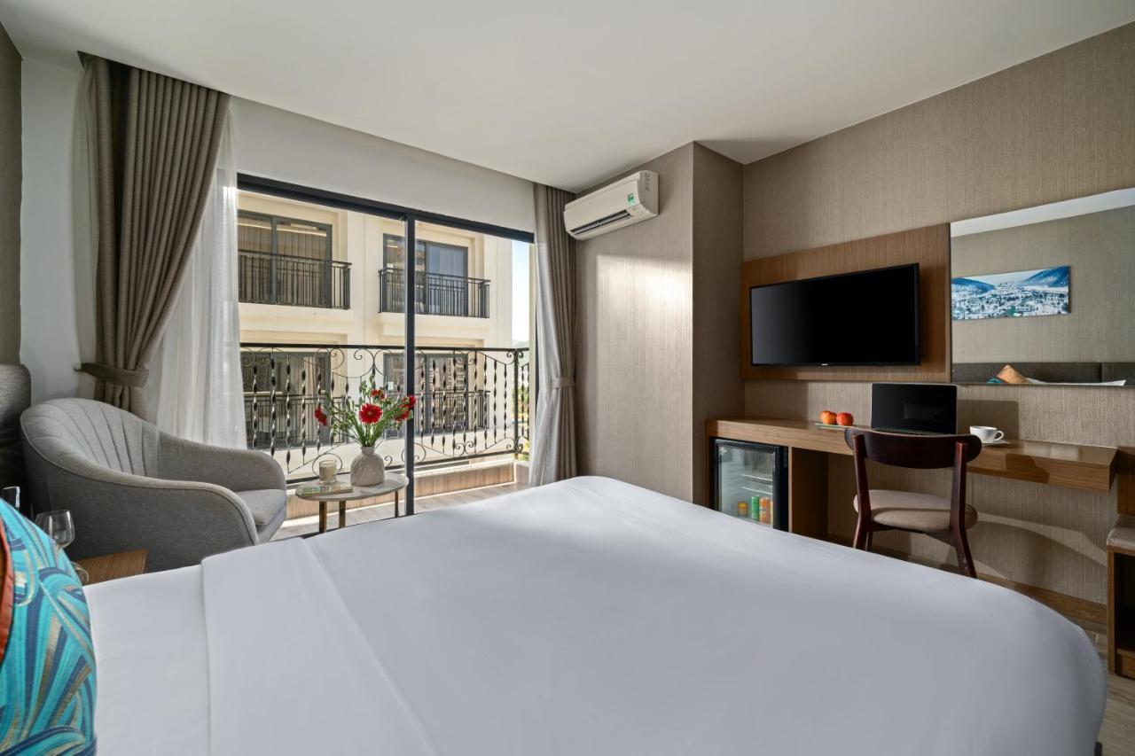 Sochi Hotel Nha Trang Beach Buitenkant foto